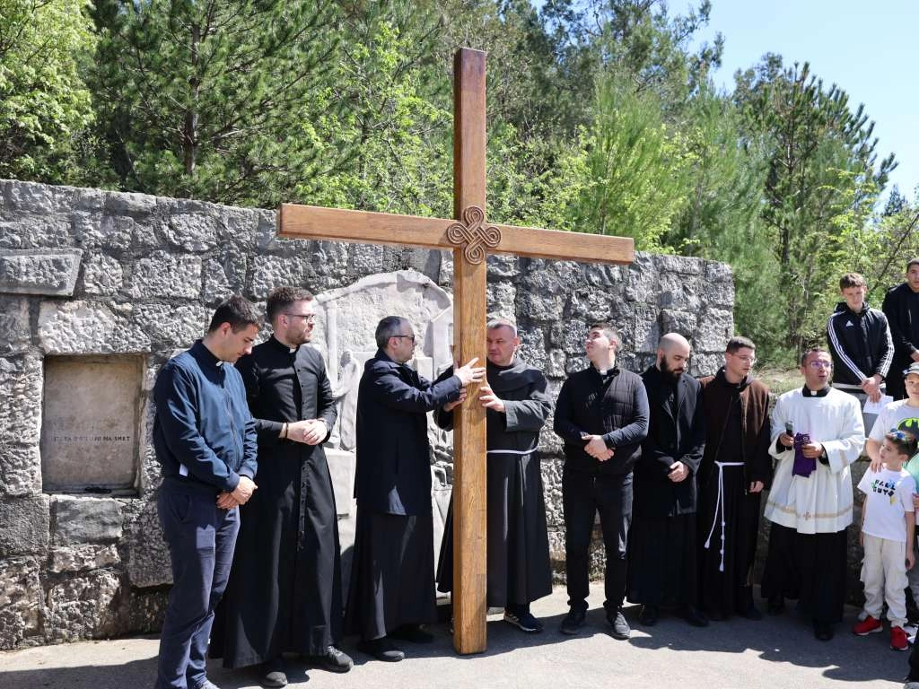 Hum mostar 2